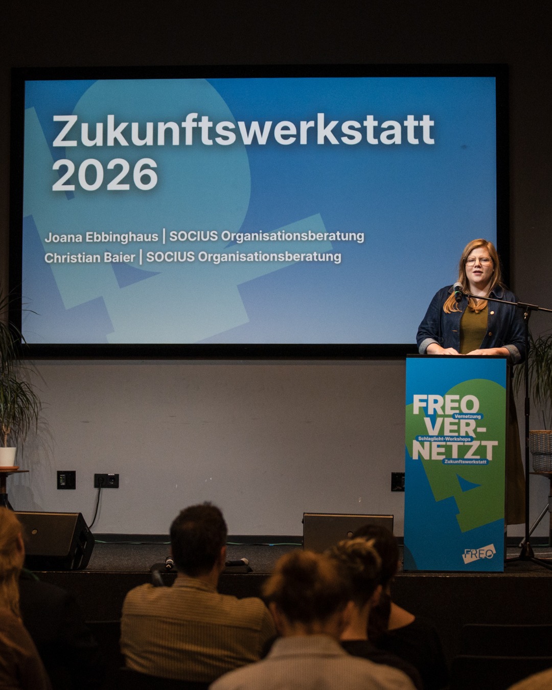 An Tag 2 von FREO VERNETZT haben wir zusammen an positiven Zukunftsszenarien für die Freie Szene im Jahr 2036 gearbeitet. Wir danken euch allen für eure Teilnahme und die vielen tollen Ideen!